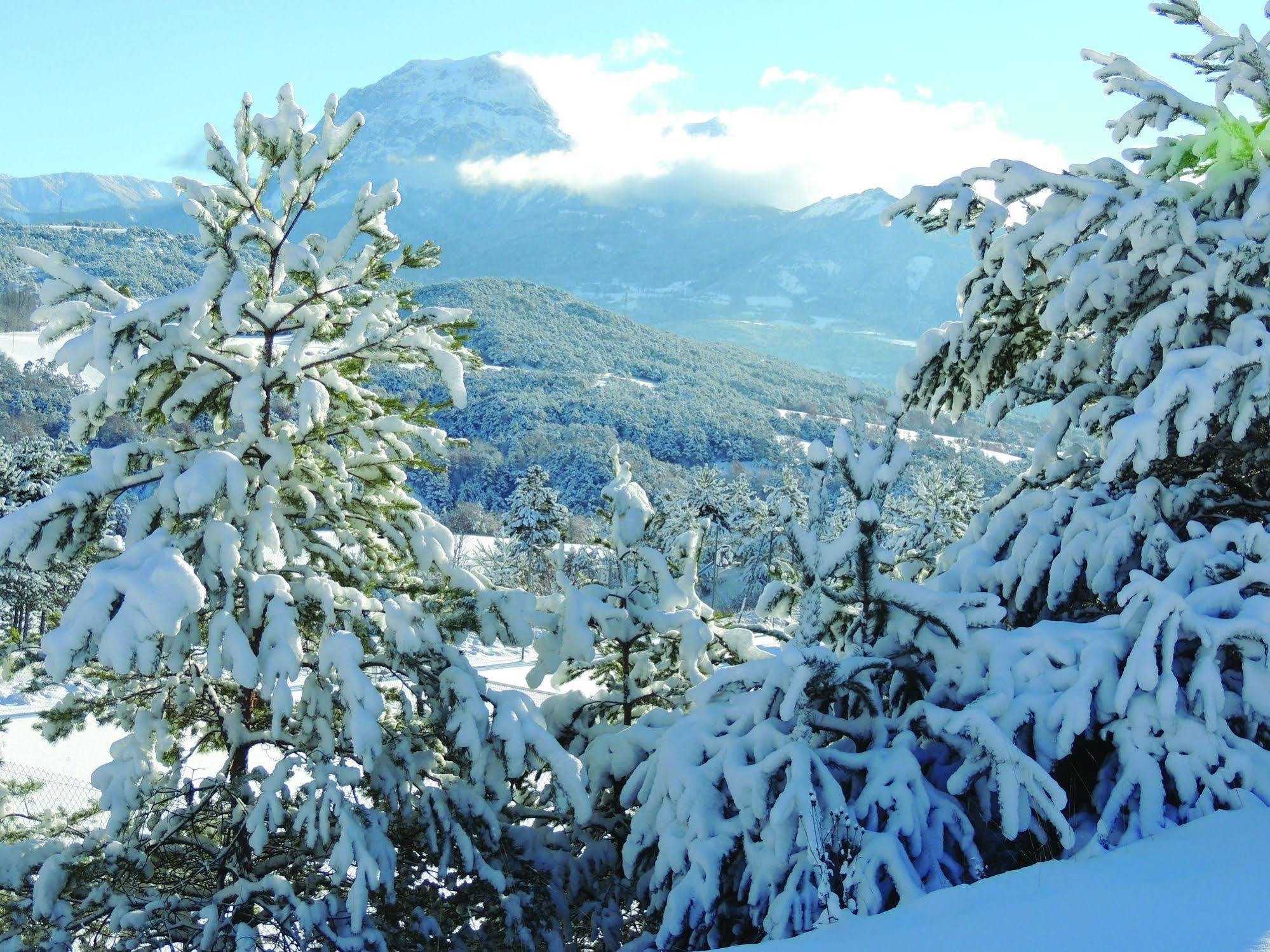 Club Vacances Bleues Les Horizons Du Lac Chorges Bagian luar foto